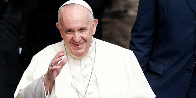 Papa Francis'i telaşlandıran haber: Şahsi doktoru koronavirüsten öldü!