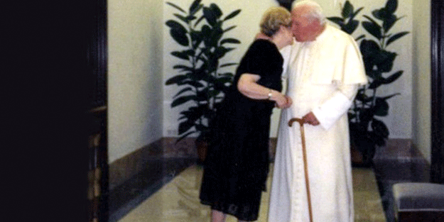 Papa'nın yasak aşk skandalı