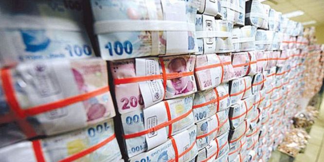 Yabancı işçi çalıştıran işverene 18 bin lira ceza
