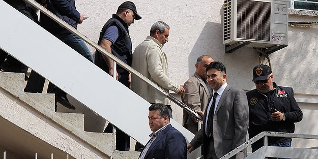 Paralel Çete'nin inlerine girildi!