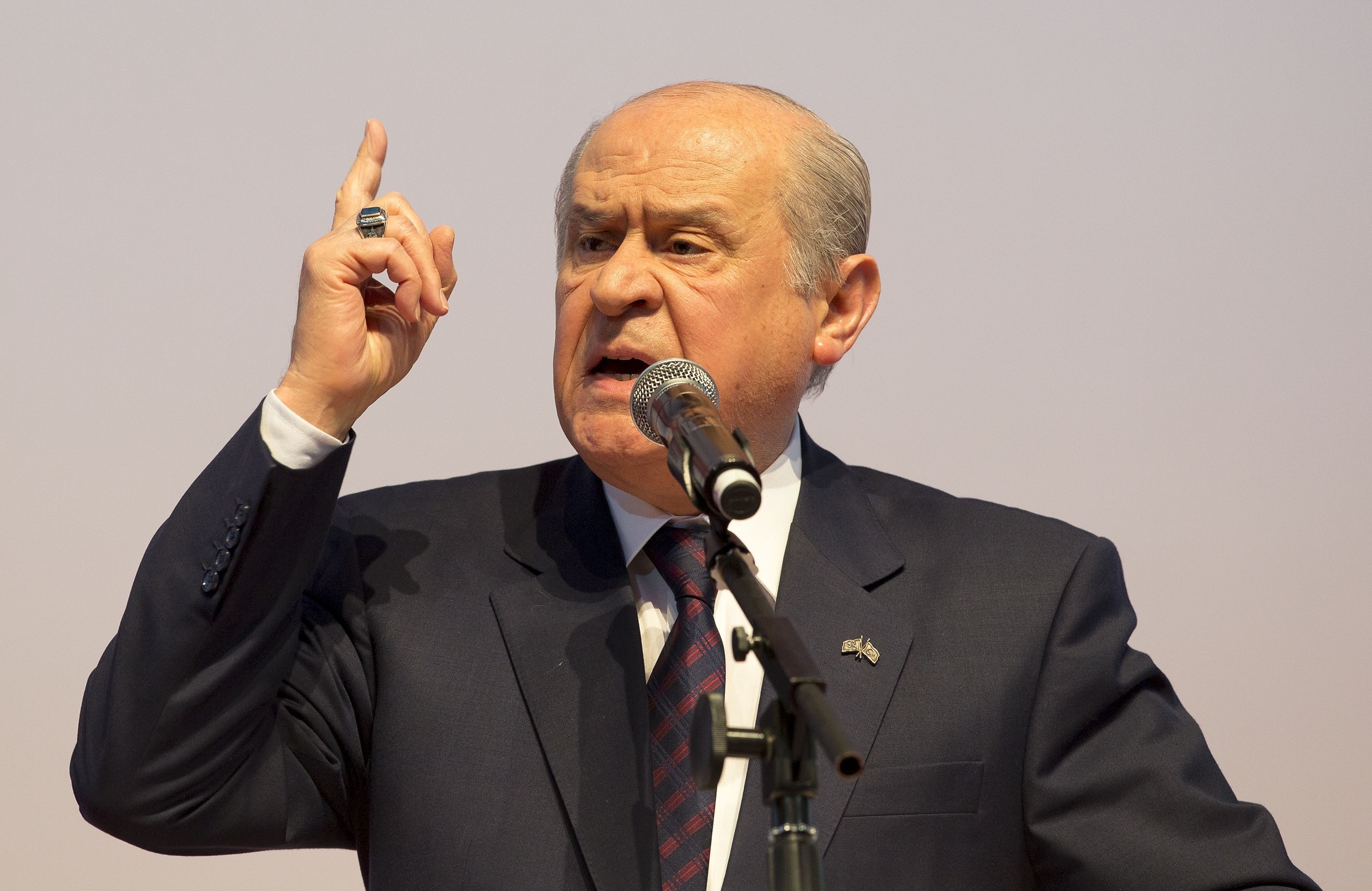 Cemaat savcılarına Devlet Bahçeli desteği!