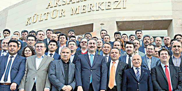 ‘Paralel yapının hedefi milli iradeye kelepçe’