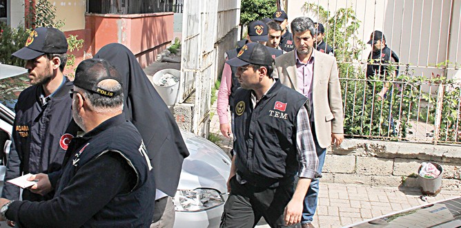 Paralel Yapı’ya ilk operasyon!