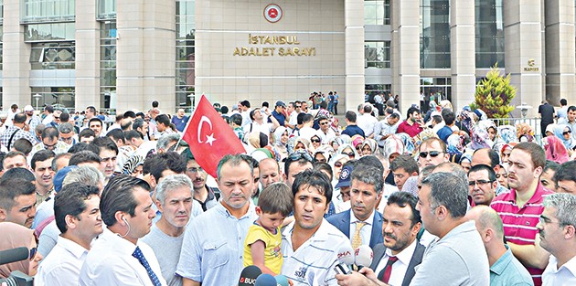 Paralelci 17 emniyetçiye yakalama