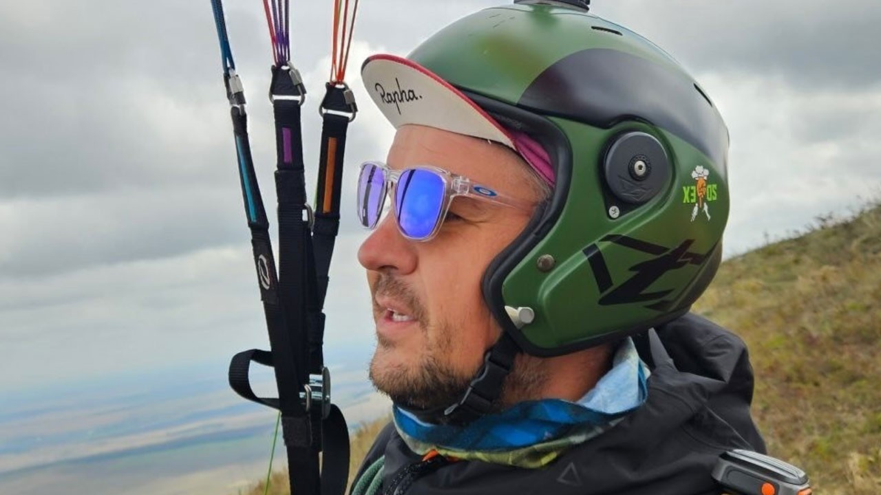 Paraşüt faciası! Rus pilot kayalıklara çakılarak hayatını kaybetti