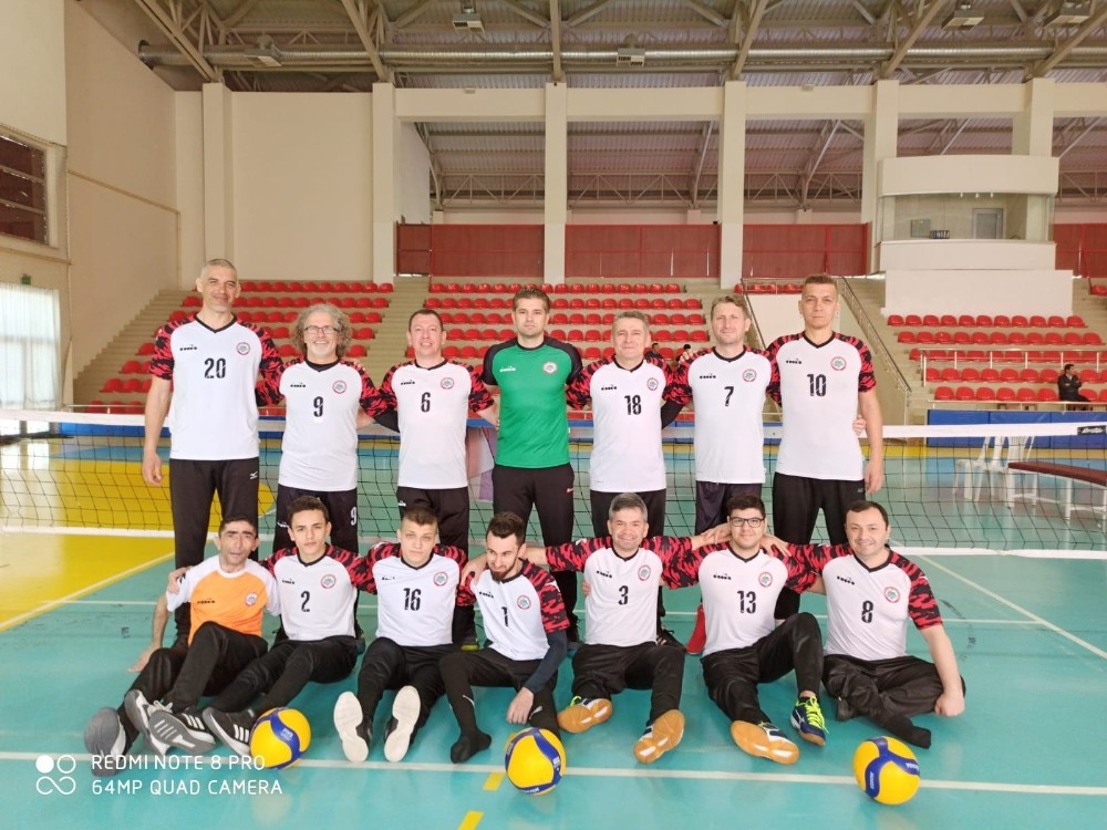 Paravolleyde lider ereğli belediyespor 