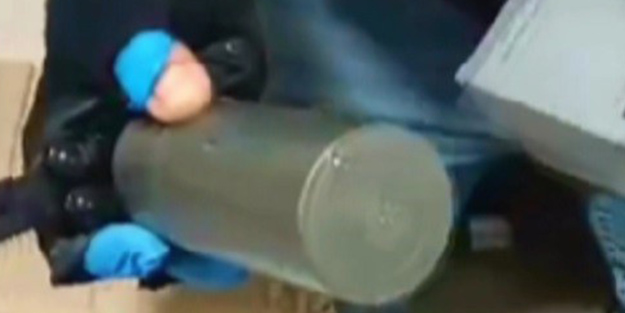 Parfüm şişesinden çıkan şoke etti!