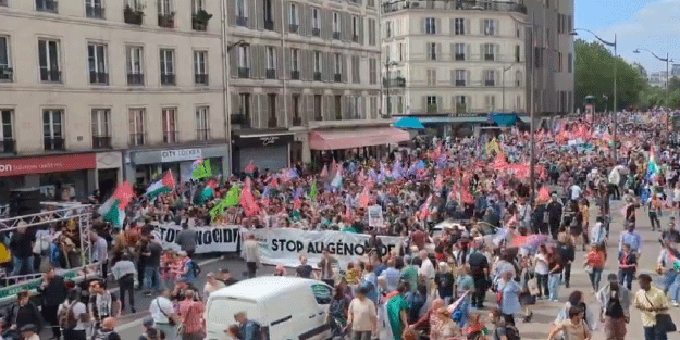 Paris halkı Filistinli masumlar için ayağa kalktı!