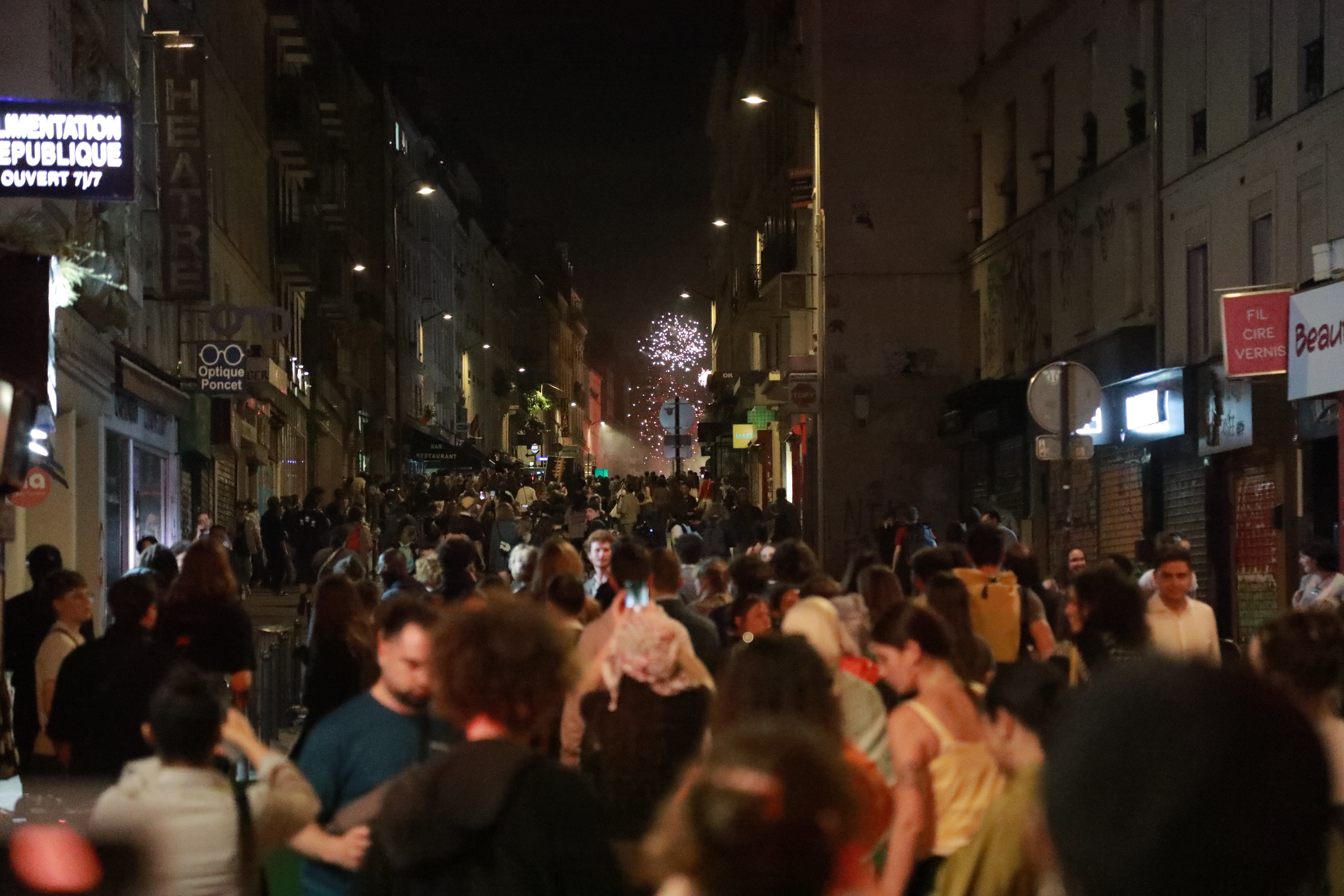 Paris karıştı! Fransa aşırı sağa böyle tepki gösterdi