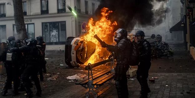 Paris saldırganı hakkındaki gözaltı kararı kaldırıldı, saldırgan kliniğe sevk edildi