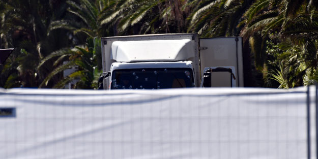 Paris Savcısı'dan flaş açıklama!