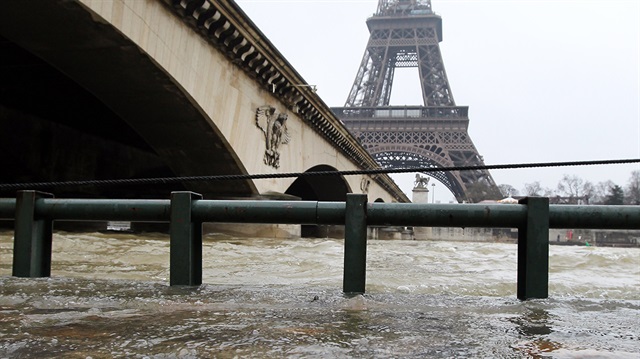 Paris sular altında kalabilir