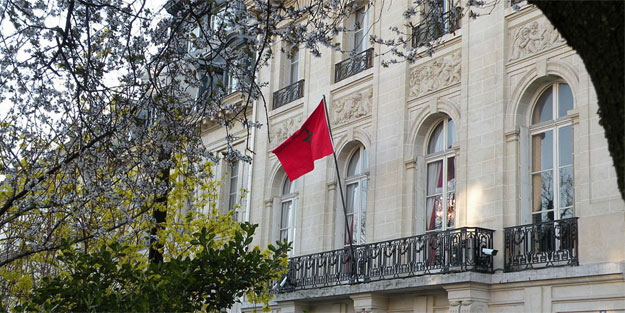 Paris'te Müslümanlara çirkin saldırı