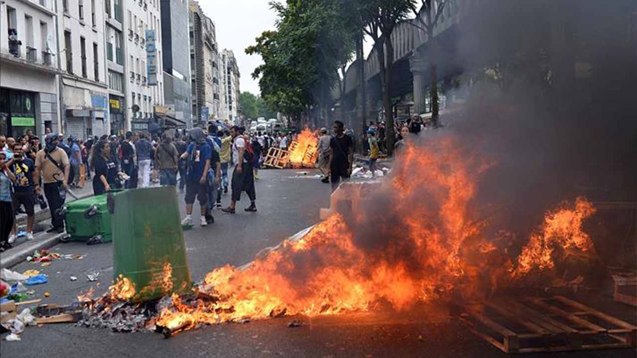 Paris’te İsrail konseri karıştı! Yeryüzünde onlara rahat yok