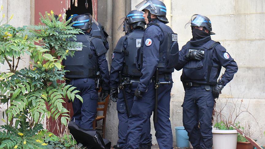 Paris'te 'terör tehdidi' iddiası