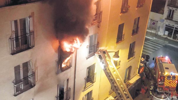 Paris'te yangın faciası