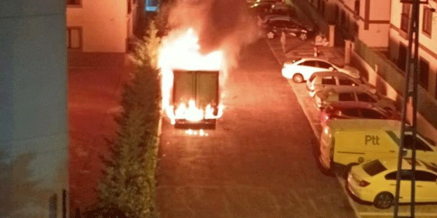 Park halindeki kamyon alev topuna döndü