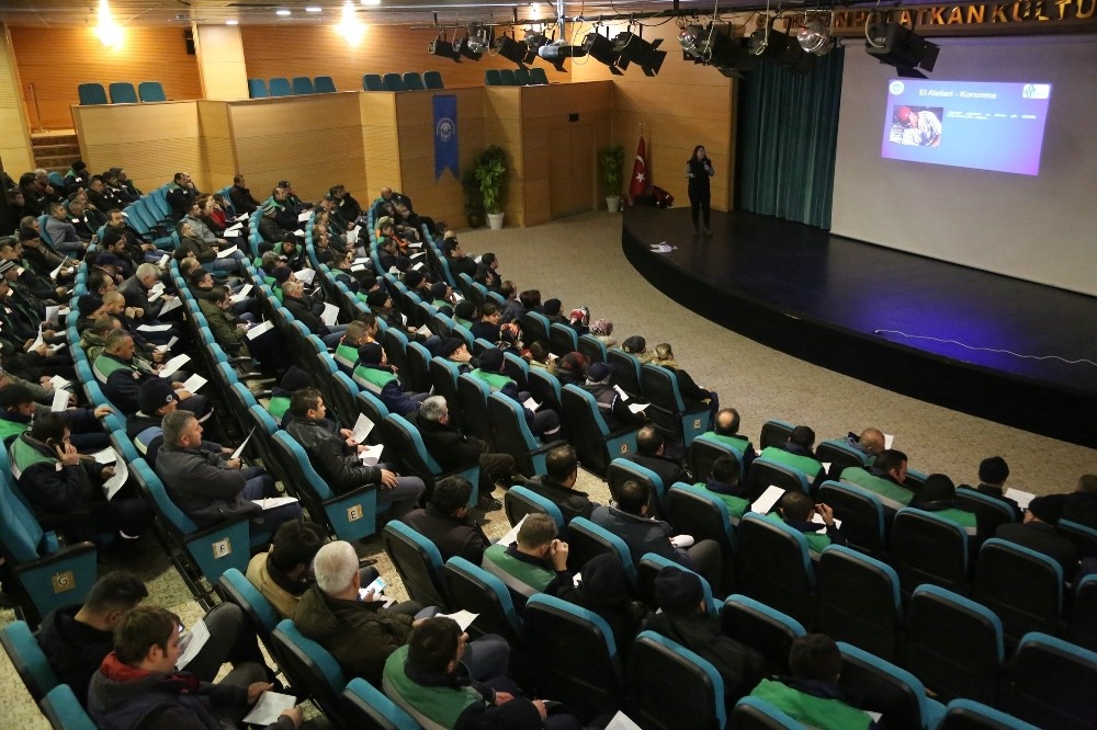 Park ve Bahçeler Müdürlüğü personeline iş sağlığı eğitimi 