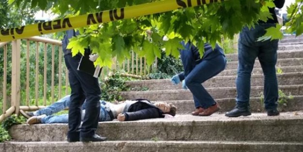 Parkta onu bu halde buldular