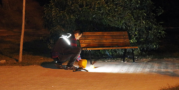Parkta oturan kardeşlere silahlı saldırı