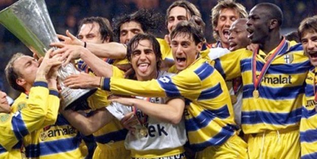 Dünya devi resmen istifa etti