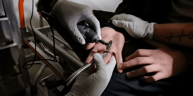 Parmağına 1 lira sıkıştı, itfaiye müdahale etti