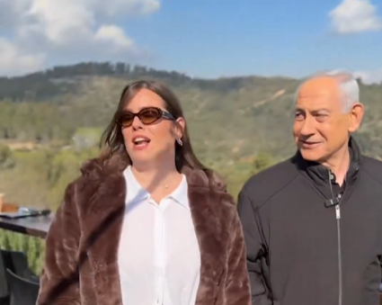 Parmağındaki yüzüğe dikkat! Bu ölmedim videosu da sahte çıktı