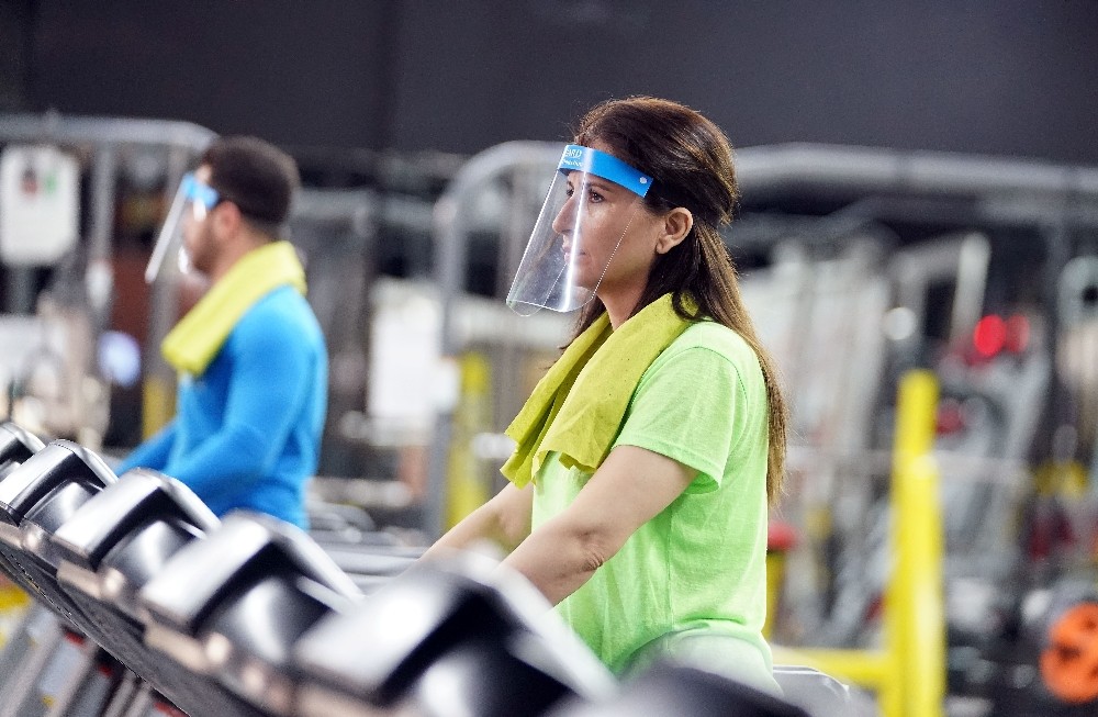 Parmak iziyle üye alan spor salonları yandı 