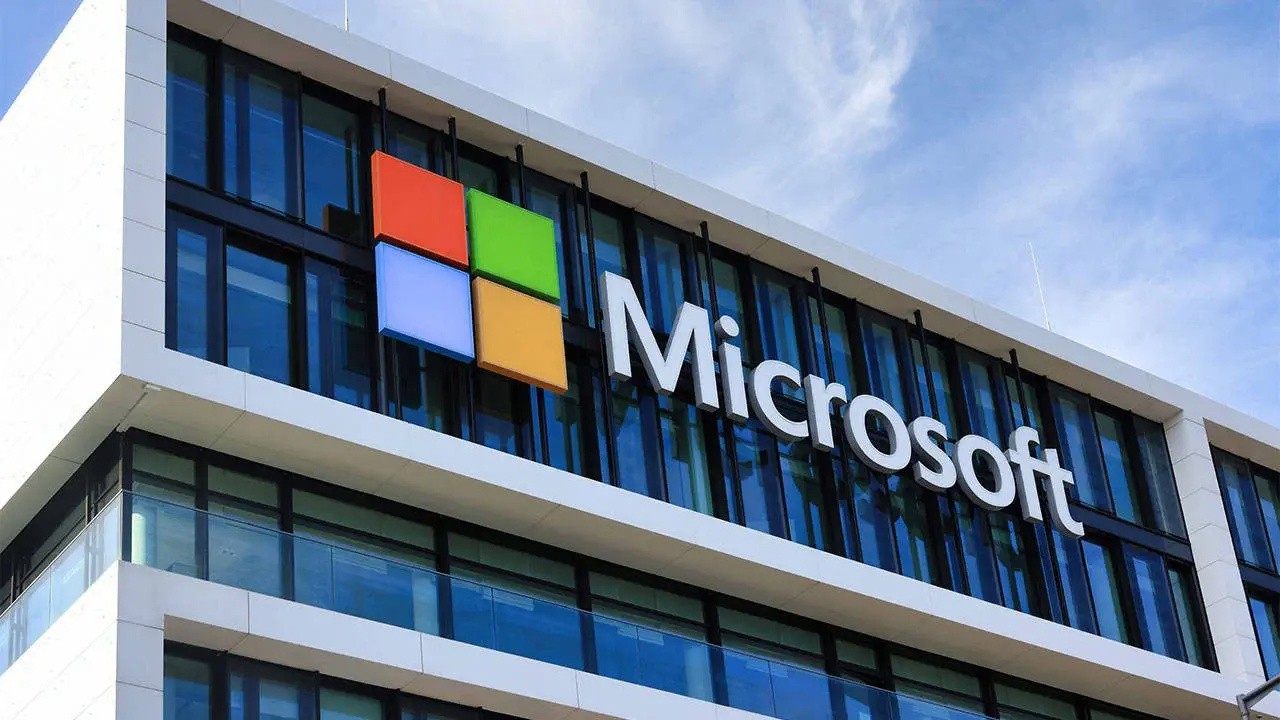 “Parmaklarınıza izin verin”: Microsoft klavyeyi tarihe mi gömüyor?