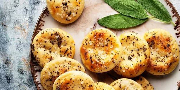 Parmesanlı tuzlu kurabiye tarifi