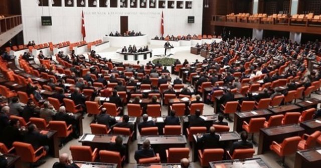 Partiler yarın iç tüzük gündemiyle bir araya geliyor