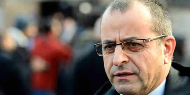 ‘Paşa’lardan çekmedi ‘hoca’lardan çektiğini...