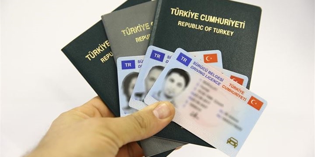 Pasaport, ehliyet ve kimlikte yeni dönem başladı