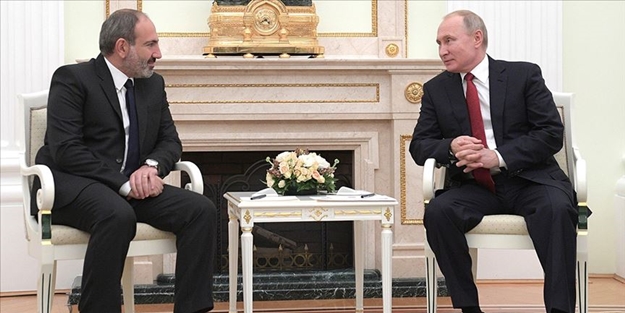 Paşinyan, Azerbaycan'ı Putin'e şikayet etti