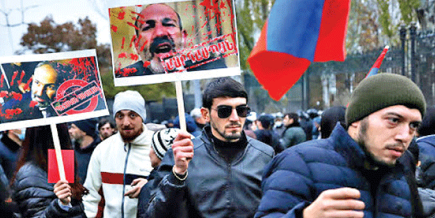 Paşinyan gitmezse darbeyle indirilecek