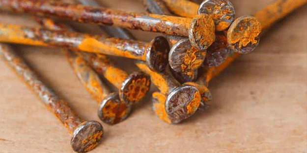 Paslı çivilerin inanılmaz faydası! Bunu duyan resmen aydınlanıyor