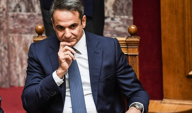 Pasok Yunanistan’ı karıştırdı! Miçotakis hükümetine gensoru
