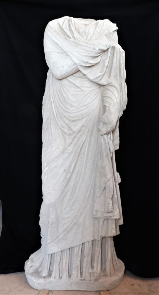Patara’da Roma dönemine ait kadın heykeli bulundu 