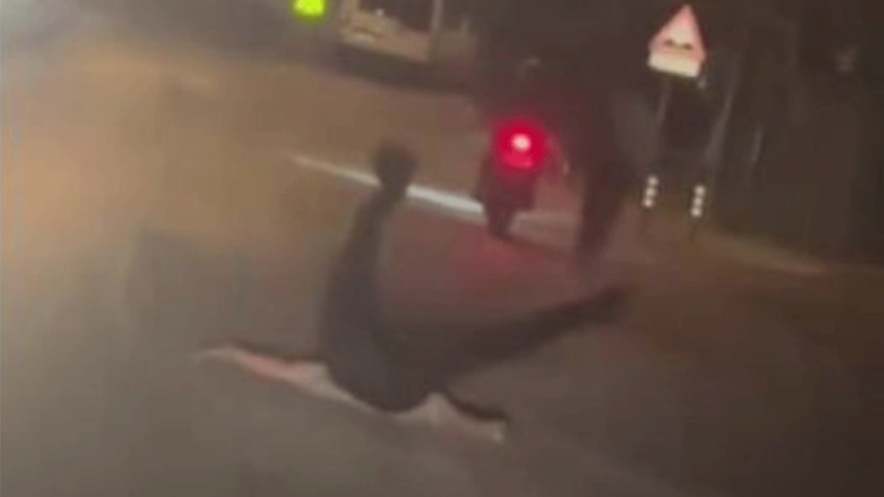 Paten kayarken canından oluyordu!