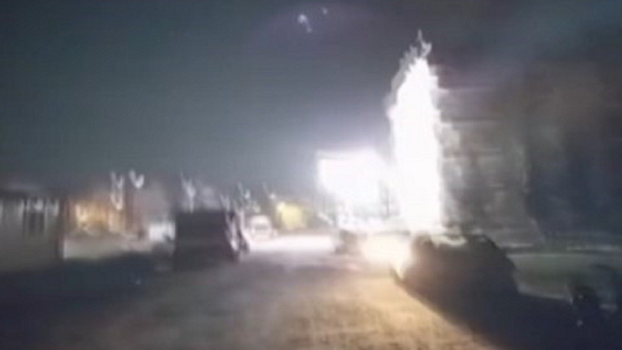 Patlama mahalleyi ayağa kaldırdı