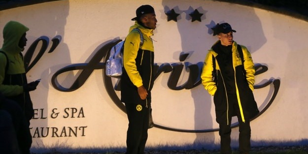 Patlama sonrası Nuri Şahin ve Emre Mor...