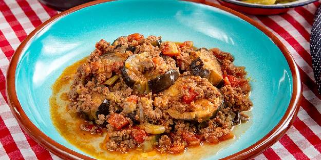 Patlıcan musakka nasıl yapılır? Kolay tarif