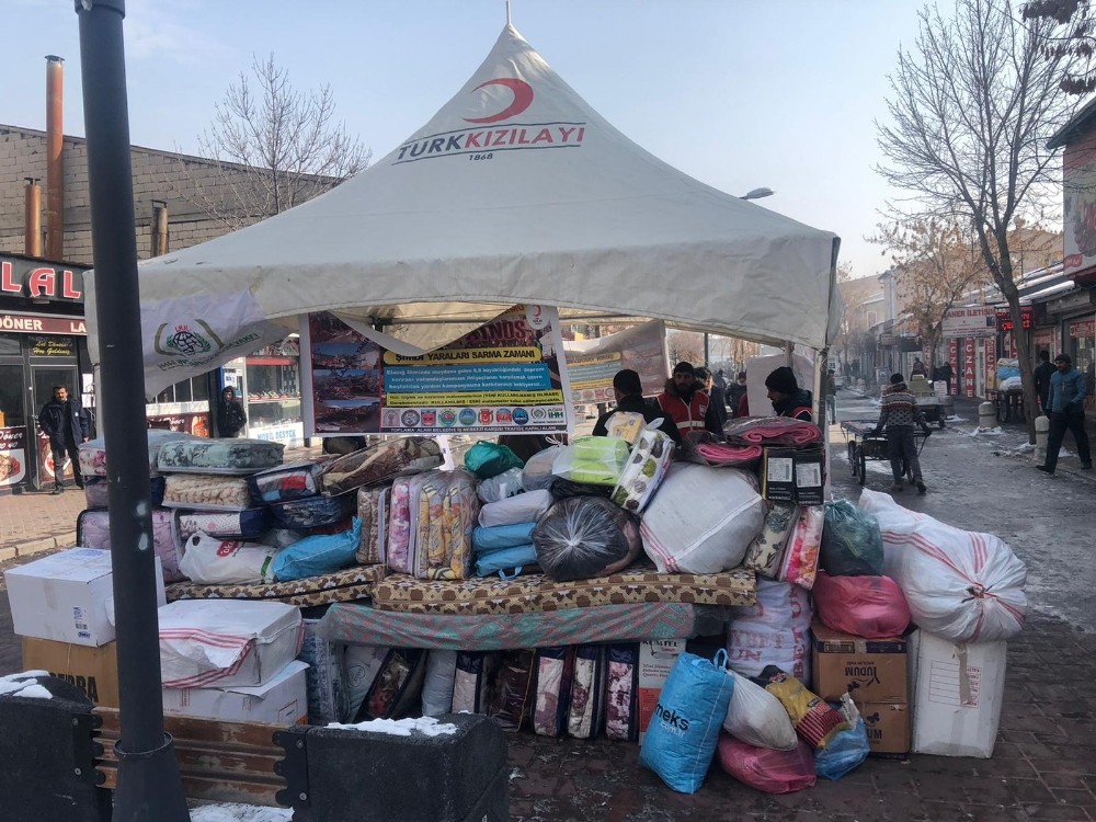 Patnos Sivil Toplum Platformu Elazığ ve Malatya için yardım kampanyası başlattı 