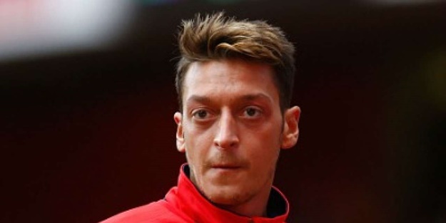 Dünyaca ünlü isimden Mesut Özil'e destek
