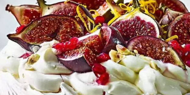 Pavlova tatlısı tarifi, nasıl yapılır? Pavlova nedir, hikayesi ne, nerenin tatlısı? Pavlova nasıl bir tatlıdır? Püf noktaları