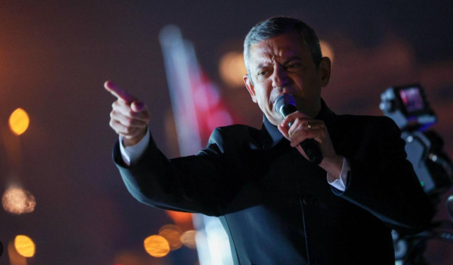 Pavyonda delege satın alınarak Genel Başkanı olduğu iddia edilen Özgür Özel! ‘Sen adam olmazsın’ Kurtlar vadisi repliği sosyal medyada olay oldu