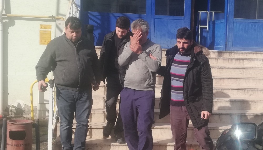 Pazar hırsızlığı zanlısı tutuklandı 