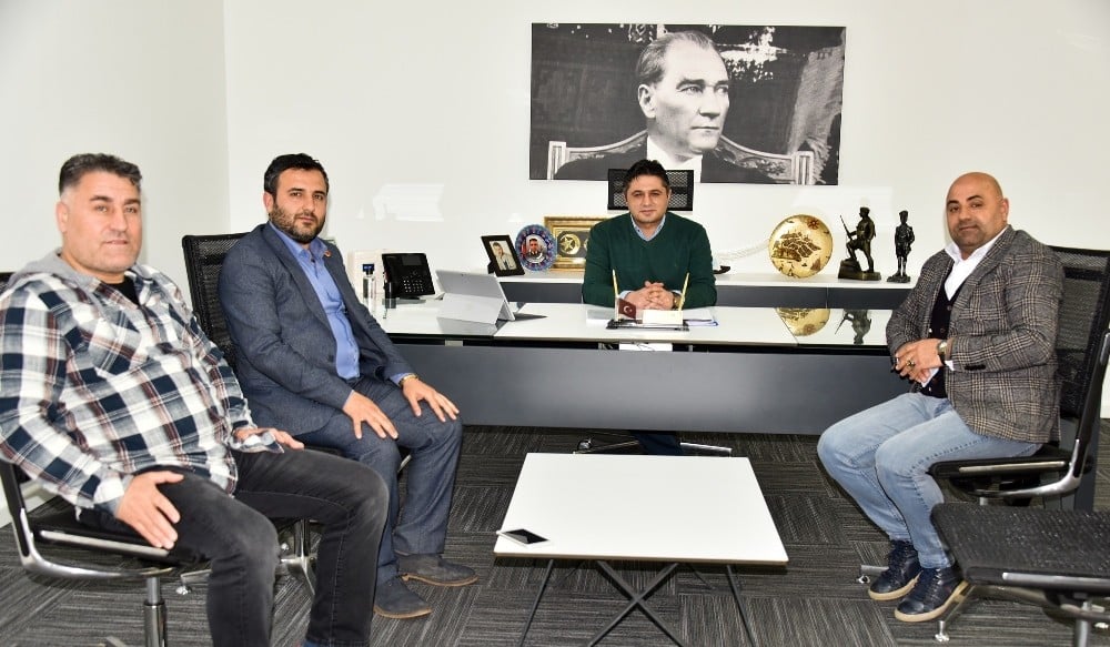 Pazarcı esnafından Başkan Serkan Acar’a tam destek 