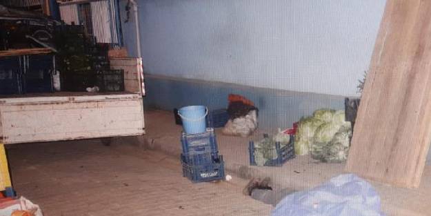 Pazarcıların küfürlü konuşma kavgası kanlı bitti