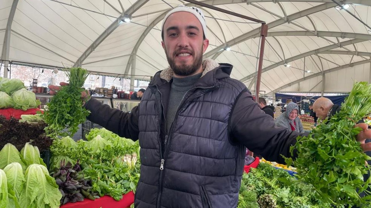 Pazarcının mezun olduğu bölüm şaşırttı! 